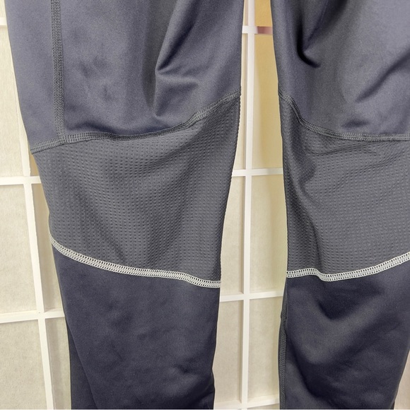 FILA Black Capri Leggings with Rainbow Stripes - Size Large - Picture 8 of 14